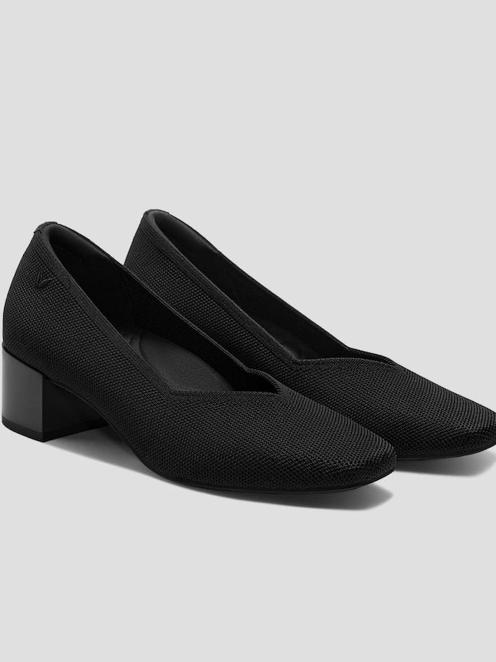 VIVAIA Megan Square Toe Chunky Heels Black Knit Pumps Women’s Size 37.5 Like New